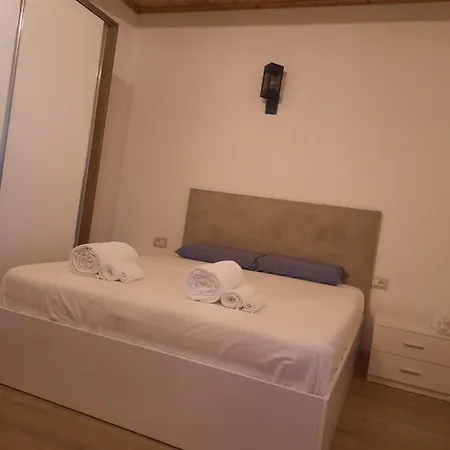 Bujtina Lugina E Vjoses Lodge