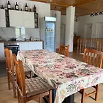 Bujtina Lugina E Vjoses Orman Evi *