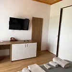 Orman Evi Bujtina Lugina E Vjoses *