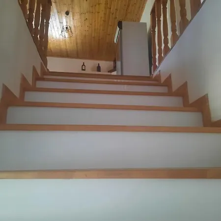 Bujtina Lugina E Vjoses 롯지 Përmet