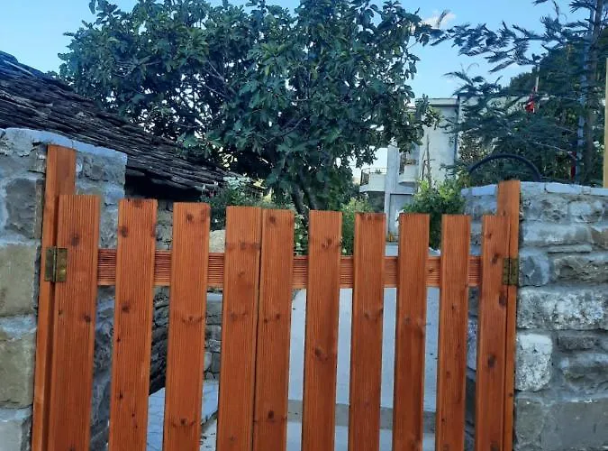 Bujtina Lugina E Vjoses