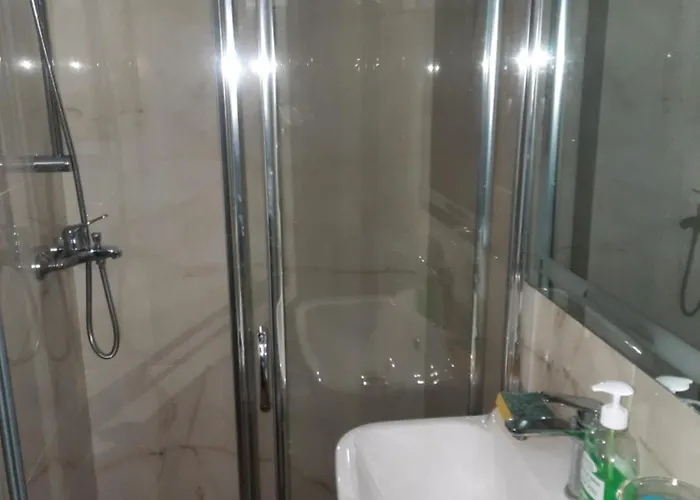 Lodge Bujtina Lugina E Vjoses